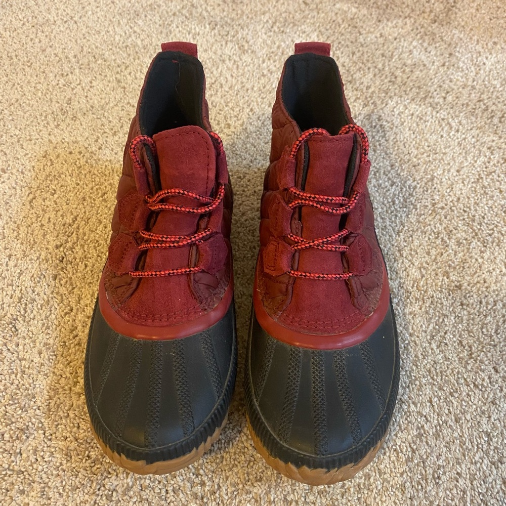Sorel Red and Black Winter Boots